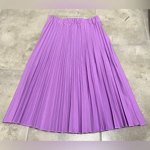 Purple plise midi skirt from Nasty Gal